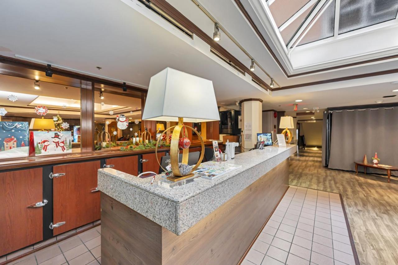 The Bedford Regency Hotel Victoria Exterior foto